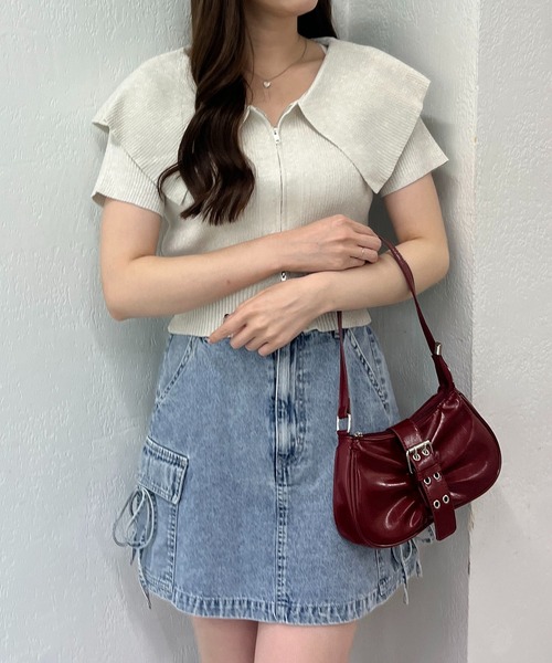 continuer de NICE CLAUP(コンティニューデナイスクラップ)の「BIG衿ZIPカーデ(ニット/セーター・レディース・ブラウン/オフホワイト/ブルー/チャコールグレー・FREE)」の7枚目の写真