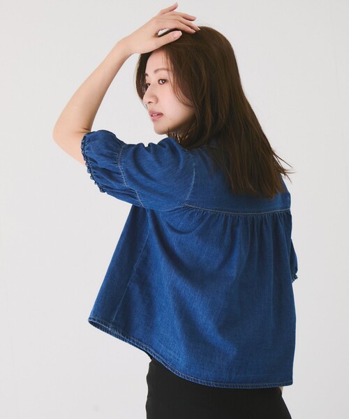 Jayro(ジャイロ)の「デニムギャザーブラウス(シャツ/ブラウス・レディース・ブルー系その他2/ブルー系その他6・FREE)」の19枚目の写真