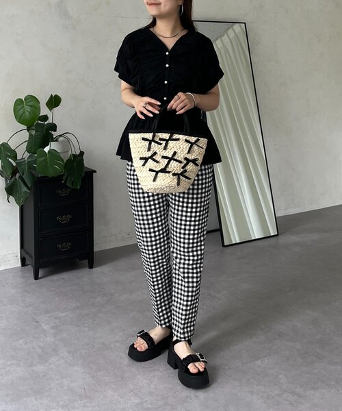 新品未使用 プロズヴェール♡パールボタンシャーリングペプラムブラウス M セール】パールボタンシャーリングペプラムブラウス（シャツ