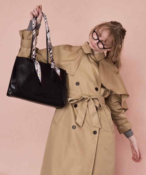 Cherir Mignon(シェリルミニョン)の「【Cherir Mignon】ポーチ付き クラシカルスクエアビッグトートバッグ(トートバッグ・レディース・クリーム/ブラック/アイボリー/ブラウン/キャメル・FREE)」の20枚目の写真