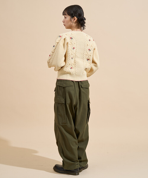 FREAK'S STORE(フリークスストア)の「花刺繍 カーディガン / パフスリーブ ニットカーディガン(カーディガン/ボレロ・レディース・ブラック/オフホワイト・フリ-)」の18枚目の写真