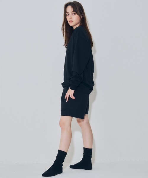 EMMA NOVEMBER (エマノーヴェンバー)の「Embroidery オープンエンド ロングスリーブ Tシャツ(Tシャツ/カットソー・メンズ・ホワイト×ホワイト/ブラック×ブラック・1/3/2)」の10枚目の写真