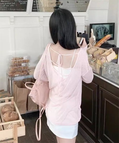 Mayree（メイリー）の「【Mayree】シアートップス バックリボン 長袖 トップス（Tシャツ/カットソー・レディース・ピンク・LARGE/SMALL/MEDIUM）」の3枚目の写真