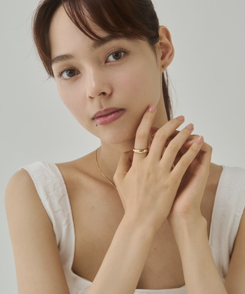 ciite' surgical stainless(シーテサージカルステンレス)の「【 金属アレルギー対応 】カットデザインリング サージカルステンレス(リング・レディース・ゴールド/シルバー・13号/11号/9号)」の4枚目の写真