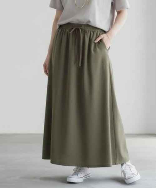 Mac-House（マックハウス）の「Idnes サテン ナロースカート（スカート・レディース・カーキ/ブラック・M）」の2枚目の写真