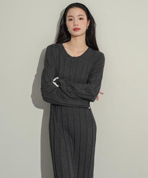 NEUNA（ヌナ）の「ワイドリブニットワンピース（ワンピース・レディース・アイボリー/ブラウン/グレー・FREE）」の8枚目の写真