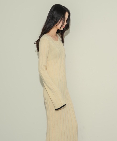 NEUNA（ヌナ）の「ワイドリブニットワンピース（ワンピース・レディース・アイボリー/ブラウン/グレー・FREE）」の14枚目の写真