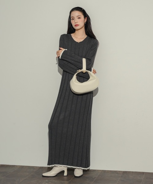 NEUNA（ヌナ）の「ワイドリブニットワンピース（ワンピース・レディース・アイボリー/ブラウン/グレー・FREE）」の20枚目の写真