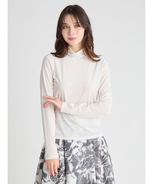 CELFORD（セルフォード）の「ベロアセミシアートップス（Tシャツ/カットソー・レディース・ブラック/オフホワイト・F）」の4枚目の写真