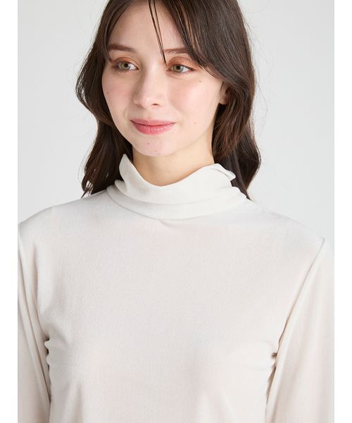 CELFORD（セルフォード）の「ベロアセミシアートップス（Tシャツ/カットソー・レディース・ブラック/オフホワイト・F）」の7枚目の写真