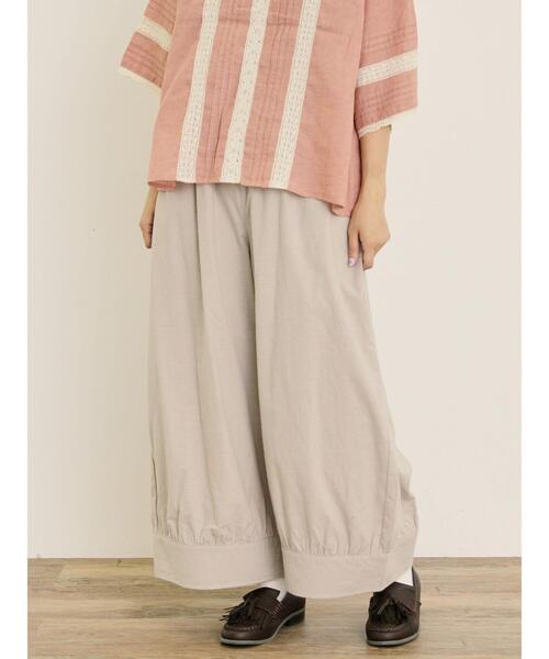 Samansa Mos2（サマンサ モスモス）の「【M/Lサイズ】裾切替ギャザーパンツ（その他パンツ・レディース・ベージュ/レッド/ブラック/チャコールグレー・M/L）」の4枚目の写真