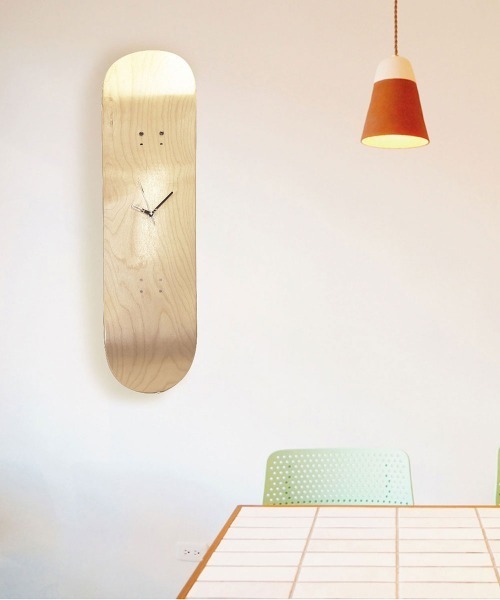 entre square（アントレスクエアー）の「bcl/スケートボードクロック（掛け時計・レディース・ナチュラル/ブラック・ONE SIZE）」の5枚目の写真