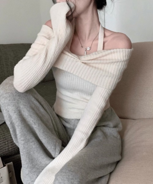 SEN TOKYO(セントーキョー)の「オフショルダー ニットトップス(Tシャツ/カットソー・レディース・ブラック/ブラウン/グレー/ホワイト・SMALL/MEDIUM)」の14枚目の写真