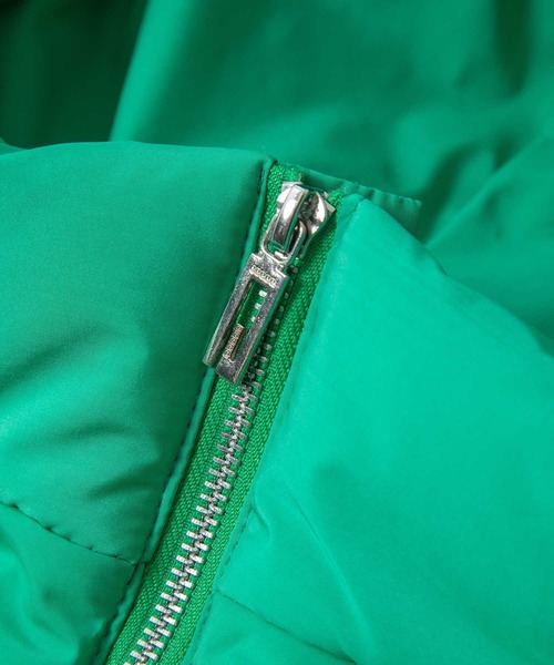 Munich(ミューニック)の「パファーバラクラバ(ネックウォーマー/スヌード・レディース・ブラック/アイボリー/グリーン・FREE)」の9枚目の写真