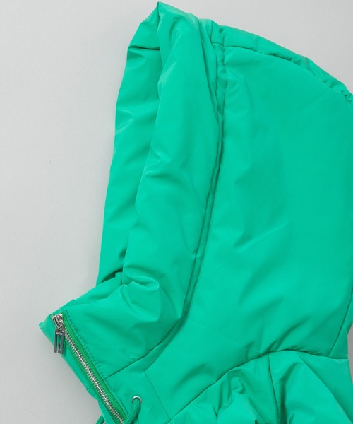 Munich(ミューニック)の「パファーバラクラバ(ネックウォーマー/スヌード・レディース・ブラック/アイボリー/グリーン・FREE)」の11枚目の写真