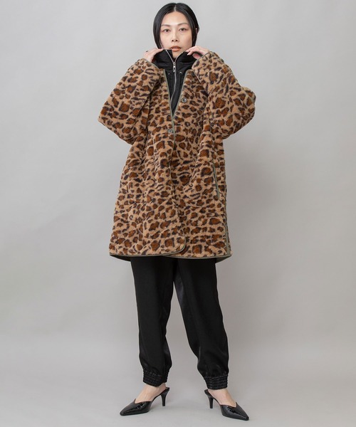 Munich(ミューニック)の「パファーバラクラバ(ネックウォーマー/スヌード・レディース・ブラック/アイボリー/グリーン・FREE)」の14枚目の写真