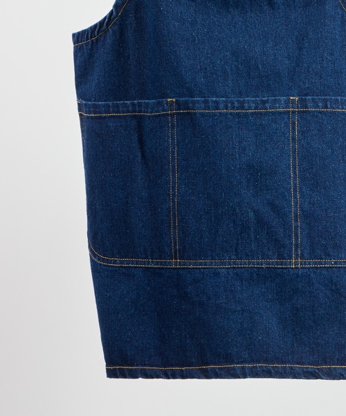 THE BAREFOOT（ベアフット）の「デニムウオッシュ加工ショート丈エプロン　IZI（エプロン・レディース・ブルー/インディゴブルー・FREE）」の7枚目の写真