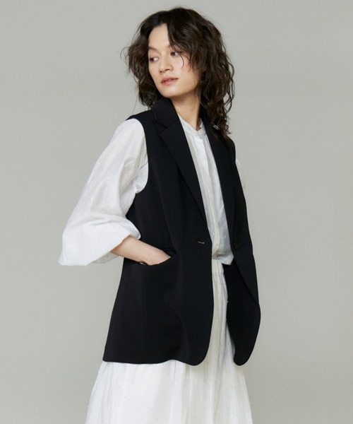 INED（イネド）の「テーラードジレ【セットアップ対応】（テーラードジャケット・レディース・ブラック/カーキ・9号）」の2枚目の写真