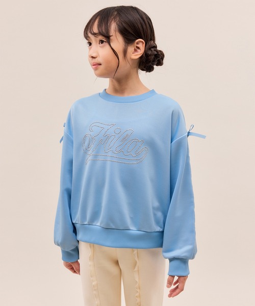 FILA（フィラ）の「【KIDS/キッズ】【FILA/フィラ別注】ラインストーンロゴ裏毛プルオーバー（スウェット・キッズ・サックスブルー/キナリ・150/140/130）」の11枚目の写真