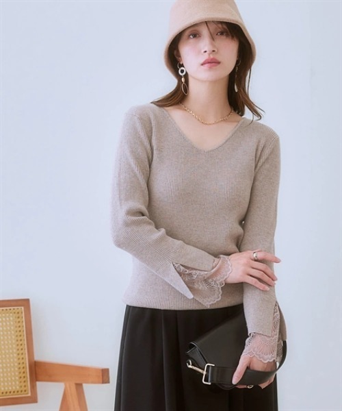 nissen（ニッセン）の「【ふんわりモチモチ素材】袖口レースVネックリブニット＜大きいサイズ有＞（ニット/セーター・レディース・モカ/ブラック/杢グレー/オフホワイト・S/M/L/LL）」の17枚目の写真