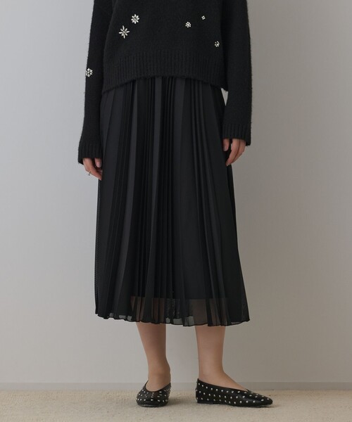 GRACE CONTINENTAL(グレースコンチネンタル)の「メッシュプリーツスカート(スカート・レディース・ブラック/キナリ・36)」の1枚目の写真