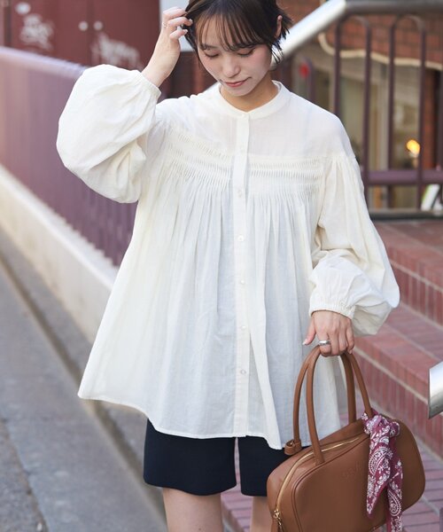 GEVACO（ゲバコ）の「【GEVACO】ピンタックブラウス（シャツ/ブラウス・レディース・アイボリー/ブラック/ブラウン・ONE SIZE）」の2枚目の写真