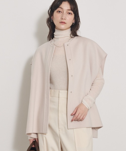 qualite（カリテ）の「ダブルフェイスジレ/秋服/冬服/ポンチョ/ケープ/ウール（ポンチョ・レディース・チャコールグレー/ライトベージュ・38/36）」の2枚目の写真