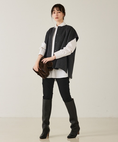 qualite（カリテ）の「ダブルフェイスジレ/秋服/冬服/ポンチョ/ケープ/ウール（ポンチョ・レディース・チャコールグレー/ライトベージュ・38/36）」の4枚目の写真