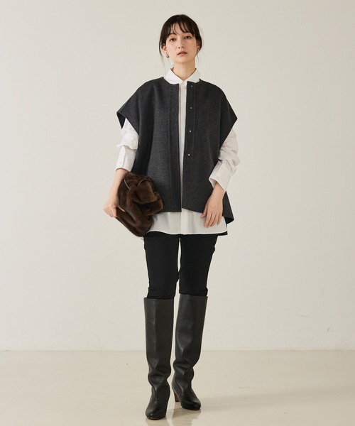 qualite（カリテ）の「ダブルフェイスジレ/秋服/冬服/ポンチョ/ケープ/ウール（ポンチョ・レディース・チャコールグレー/ライトベージュ・38/36）」の5枚目の写真