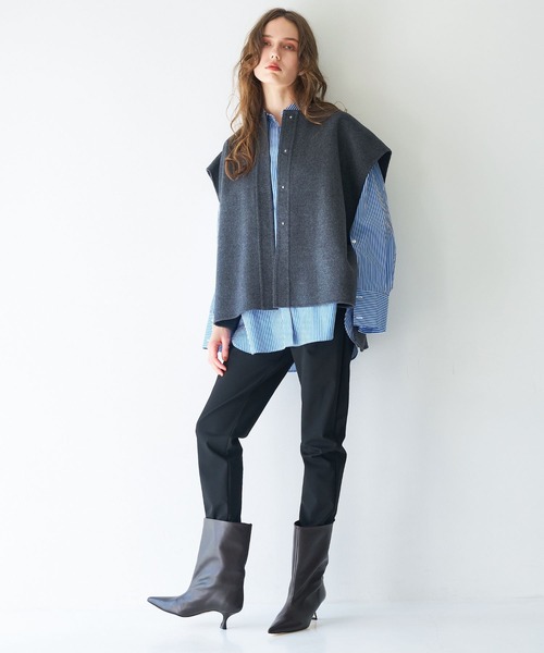 qualite（カリテ）の「ダブルフェイスジレ/秋服/冬服/ポンチョ/ケープ/ウール（ポンチョ・レディース・チャコールグレー/ライトベージュ・38/36）」の15枚目の写真