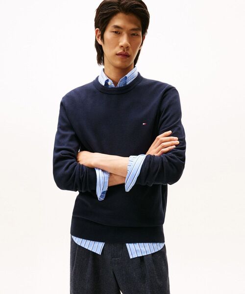 TOMMY HILFIGER（トミーヒルフィガー）の「コットンシルクカシミヤクルーネックセーター（ニット/セーター・メンズ・グレー/レッド系その他4/ブルー系その他5/オレンジ系その他4/ネイビー/ホワイト・MEDIUM/LARGE/SMALL/X-LARGE）」の4枚目の写真