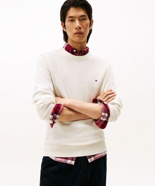 TOMMY HILFIGER（トミーヒルフィガー）の「コットンシルクカシミヤクルーネックセーター（ニット/セーター・メンズ・グレー/レッド系その他4/ブルー系その他5/オレンジ系その他4/ネイビー/ホワイト・MEDIUM/LARGE/SMALL/X-LARGE）」の2枚目の写真