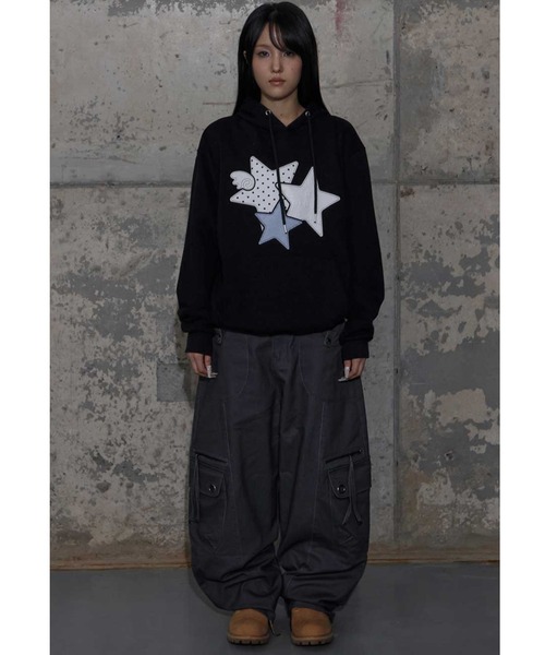 FANCY CLUB(ファンシークラブ)の「A'GEM/9 × .kom 『FANCY CLUB/ファンシークラブ』 MIX STAR ANGEL PATCH HOODIE/エンジェル パッチプルオーバーパーカー(パーカー・レディース・ブラック/ホワイト・FREE)」の11枚目の写真