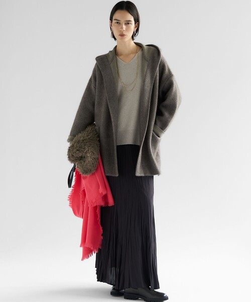 23区（ニジュウサンク）の「【洗える】ラクーンブレンドダブルフェイス フーディー ニットカーディガン（カーディガン/ボレロ・レディース・アイボリー系/グレー系/ブラウン系・38）」の5枚目の写真