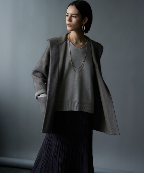 23区（ニジュウサンク）の「【洗える】ラクーンブレンドダブルフェイス フーディー ニットカーディガン（カーディガン/ボレロ・レディース・アイボリー系/グレー系/ブラウン系・38）」の6枚目の写真