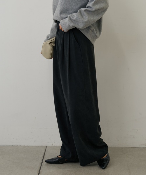 COLONY 2139（コロニートゥーワンスリーナイン）の「ピーチ起毛2タックワイドパンツ（その他パンツ・レディース・ブラウン/グレー/ブラック・SMALL/MEDIUM）」の5枚目の写真