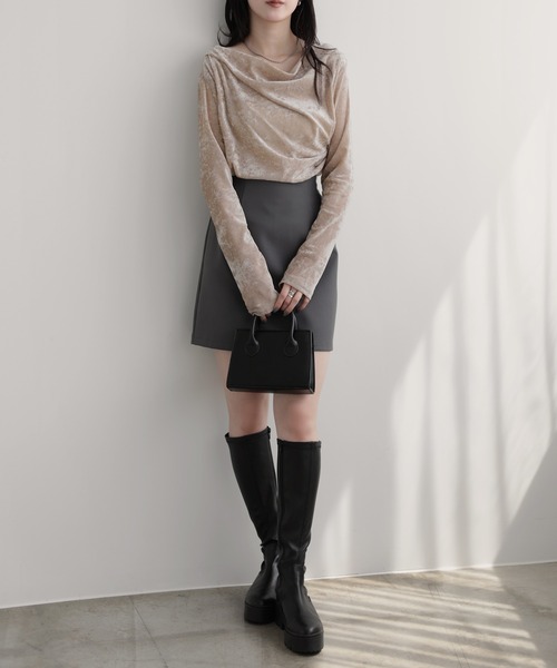 nouvellemoi(ヌーベルモイ)の「ドレープロンT(Tシャツ/カットソー・レディース・チャコール/アイボリー/グレイッシュベージュ/ブラック・M)」の11枚目の写真