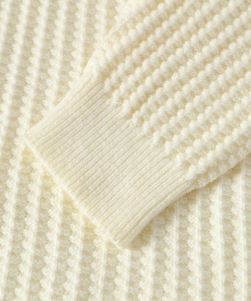 aimoha(アイモハ)の「ワッフル編み クルーネック ニットプルオーバー/Waffle knit crew neck knit pullover(ニット/セーター・メンズ・グレー/オフホワイト/ブラック・XXX-LARGE/X-LARGE/XX-LARGE)」の6枚目の写真