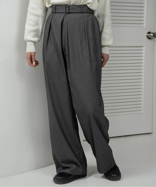 lawgy(ラウジー)の「belt set center tuck check pants / ベルトセットセンタータックチェックパンツ(その他パンツ・レディース・ブラック/キャメル・FREE)」の6枚目の写真