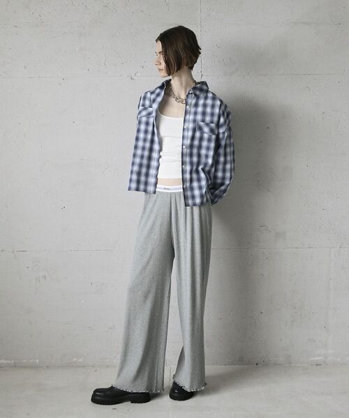 GARAGE OF GOOD CLOTHING（ガレージオブグッドクロージング）の「オンブレチェックショート丈シャツ（シャツ/ブラウス・レディース・ベージュ/ブルー・FREE）」の13枚目の写真