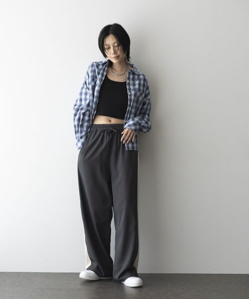 GARAGE OF GOOD CLOTHING（ガレージオブグッドクロージング）の「オンブレチェックショート丈シャツ（シャツ/ブラウス・レディース・ベージュ/ブルー・FREE）」の20枚目の写真