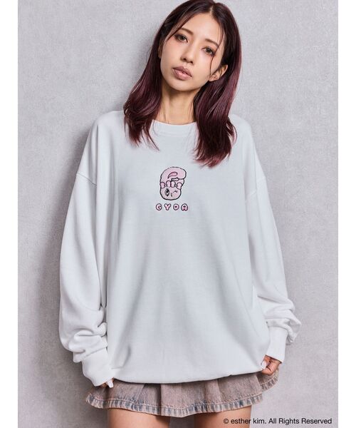 GYDA（ジェイダ）の「Esther Bunny×GYDA BIG プルオーバー（スウェット・レディース・ブラック/オフホワイト/パープル・FREE）」の4枚目の写真