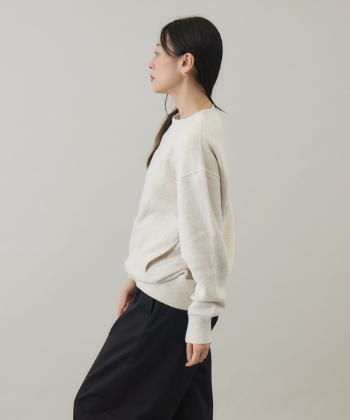 kuros'(クロス)の「【kuros’オリジナル】もちとろクルーネックプルオーバー(Tシャツ/カットソー・レディース・オートミール/ブラック・MEDIUM/LARGE)」の17枚目の写真