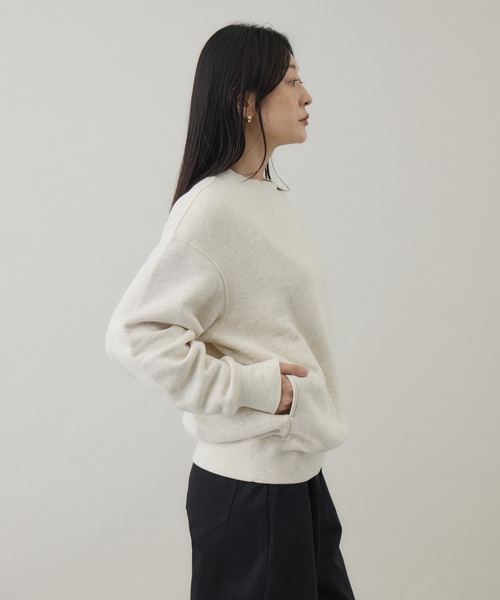 kuros'(クロス)の「【kuros’オリジナル】もちとろクルーネックプルオーバー(Tシャツ/カットソー・レディース・オートミール/ブラック・MEDIUM/LARGE)」の20枚目の写真