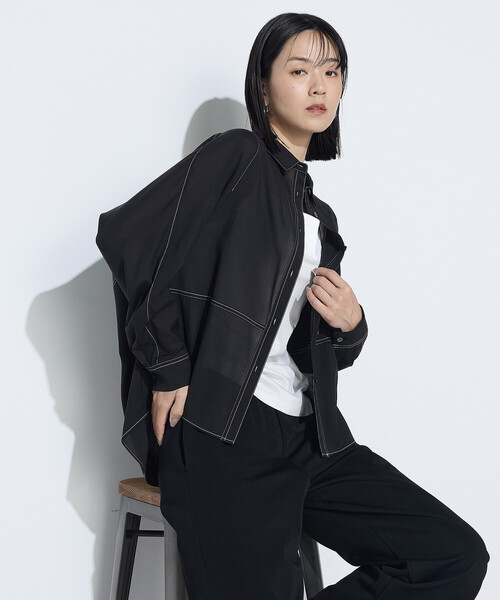 Gabardine K.T(ギャバジンケーティー)の「ドライオーガンジー ステッチワークドルマンシャツ(シャツ/ブラウス・レディース・ブラック/オフホワイト/グレー・9号)」の16枚目の写真