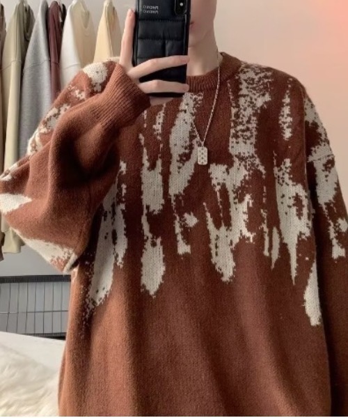 SHEPP(シープ)の「【UNISEX】配色タイダイ柄ビッグシルエットニット オーバーサイズ(ニット/セーター・メンズ・ホワイト/ブラウン/ブラック・M/L)」の3枚目の写真