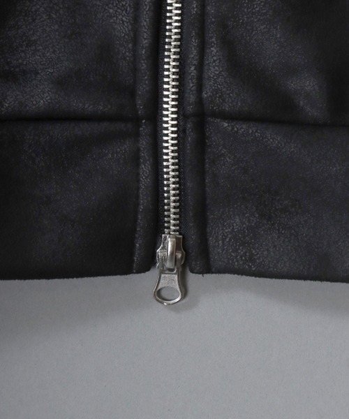 SITRY（シトリー）の「Fake Leather Track Jacket/オーバーサイズ フェイクレザー サイドライン スター フラワー ワンポイント刺繍 ダブルジップ トラックジャケット ジャージ（ジャージ・メンズ・ブラック系その他/ブラック・L/M）」の11枚目の写真