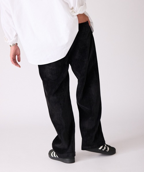 ベロア生地 2タックストレートパンツ（スラックス）｜ALL RUNS（オール