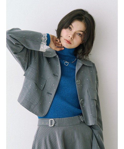 jouetie(ジュエティ)の「ステンカラーラインストーンショートジャケット【セットアップ対応】 春服 春アウター 入学式(テーラードジャケット・レディース・グレー/ブラウン/レッド・MEDIUM)」の8枚目の写真