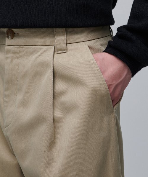 MUSINSA STANDARD（ムシンサスタンダード）の「カーブドワイドチノパンツ[ベージュ]（その他パンツ・メンズ・その他・40/38/36/34/32/30/31/33/26/27/29/42/28）」の22枚目の写真